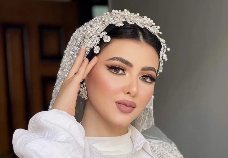 Latest Makeup Trends for UAE Brides