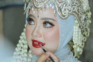 Step-by-Step Bridal Makeup Tutorial