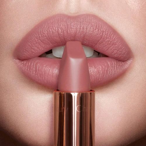 Timeless lip makeup