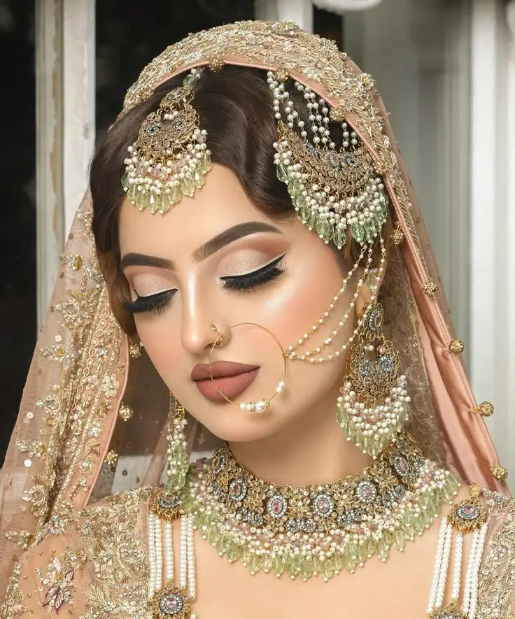 Top Bridal Makeup Artists to Follow