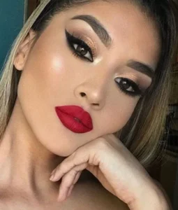 How to Copy Celebrity Makeup for Special Occasions