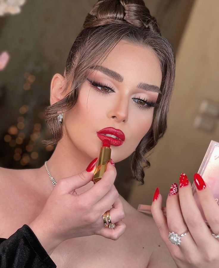 Lips say more