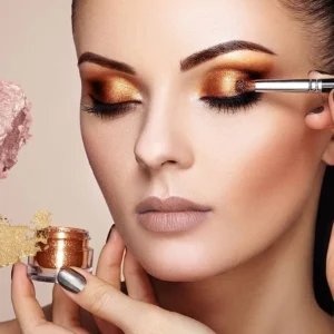How to Apply Eyeshadow for Beginners
