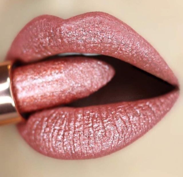 Glitter Lips for Charm