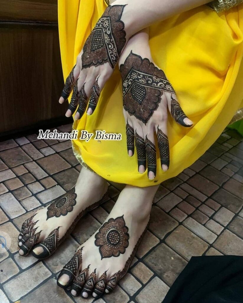 Mehndi for Both Hands and Feet Mehndi for Both Hands and Feet Mehndi for Both Hands and Feet Mehndi for Both Hands and Feet