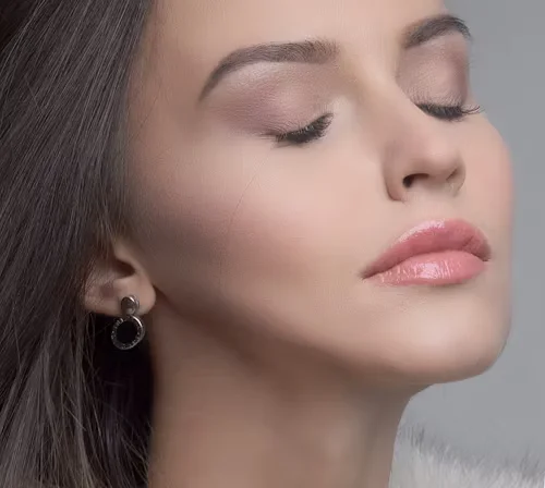 Blush and Contour Tips for Every Skin Tone