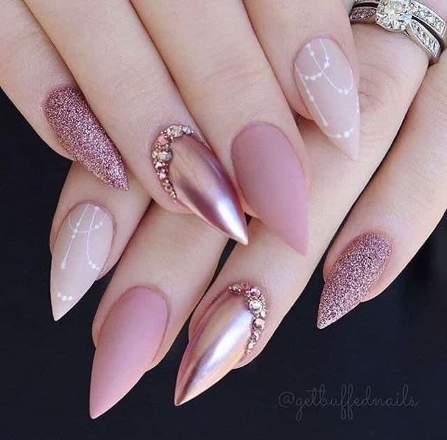 Nails Between Salon Visits