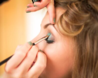 How to Personalize Your Makeup Look
