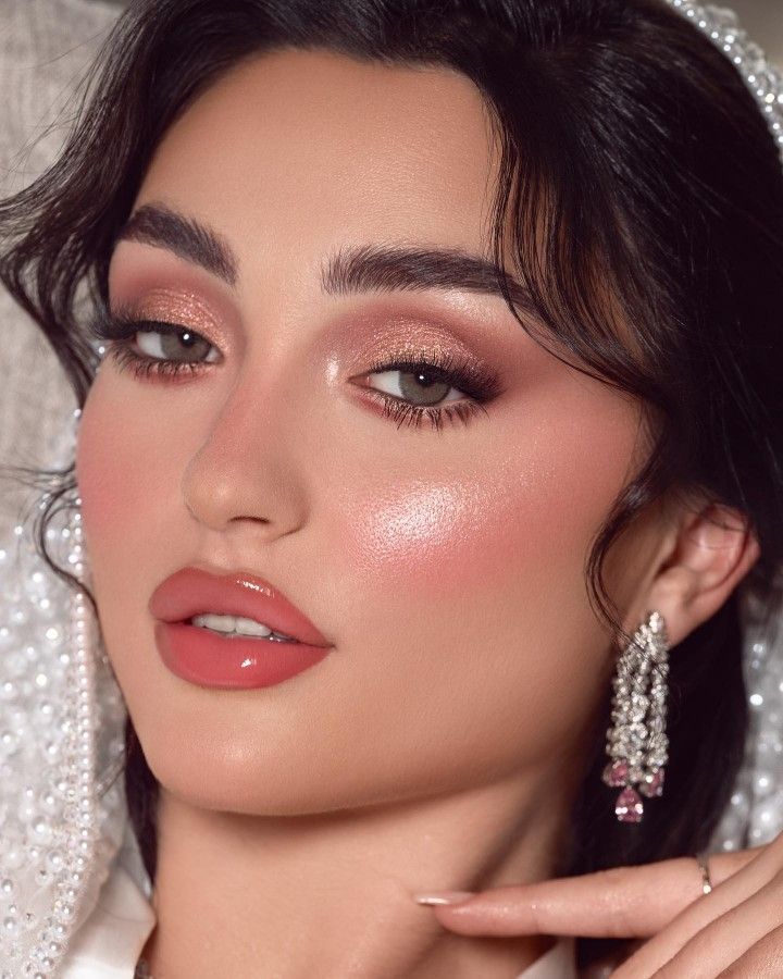 Dewy Skin Look