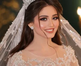 How to Incorporate Bold Colors into Your Makeup