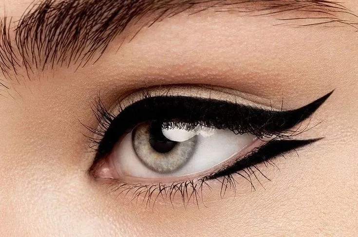 Eyeliner Tips for Perfect Winged Liner