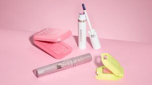 Drugstore makeup alternatives | Dupe for celebrity lipstick | Budget-friendly highlighter