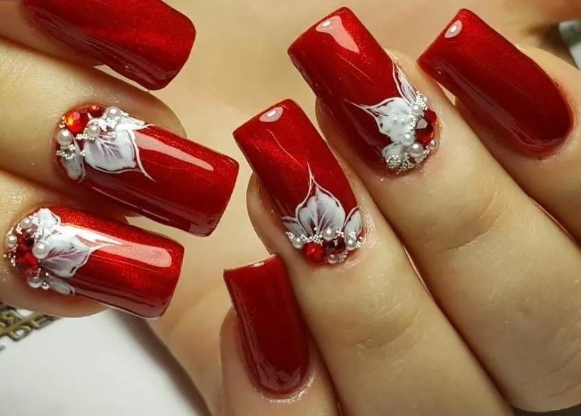 How to Create Perfect French Manicure Nail Art