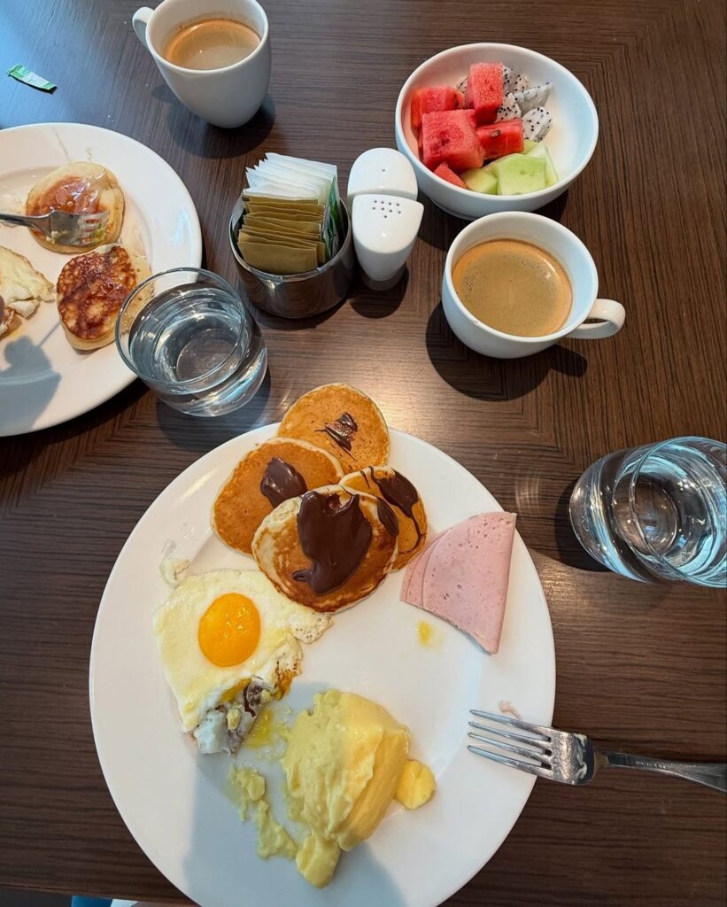 Eat and drink well​