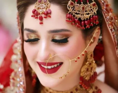 How to Choose Your Bridal Makeup Artist