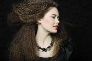 Gorgeous Long Hairstyles That Never Go Out of Style