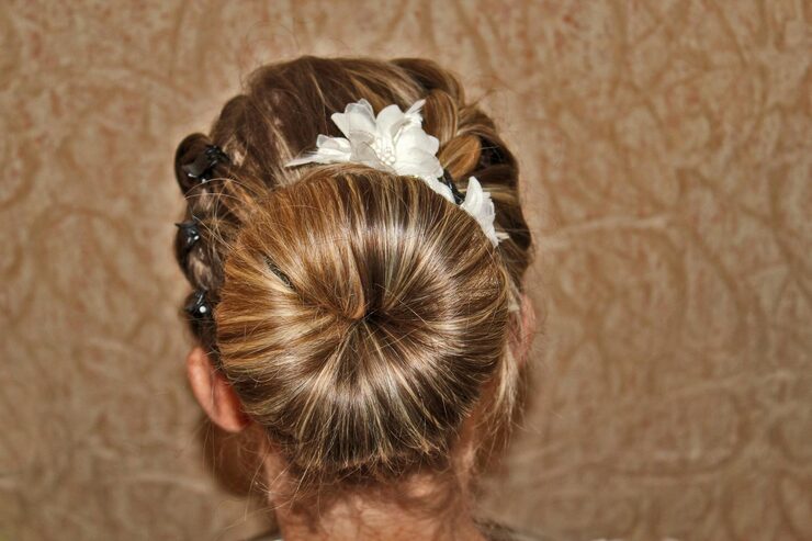 Sleek bun style​