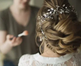 Simple Bridal Hairstyles for Minimalist Brides