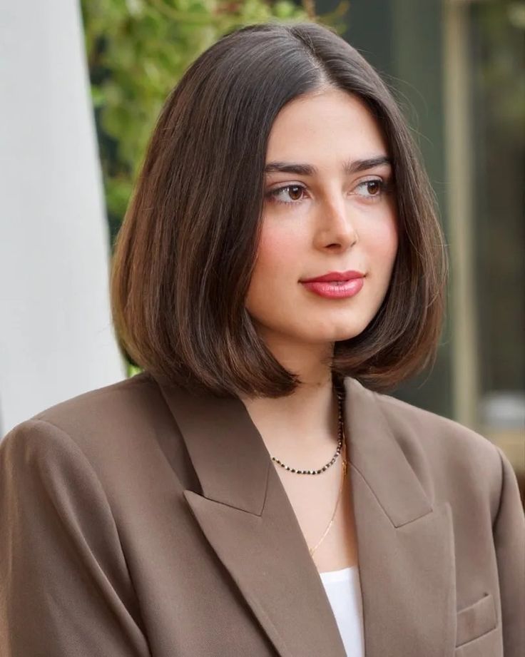 Classic Straight Bob​