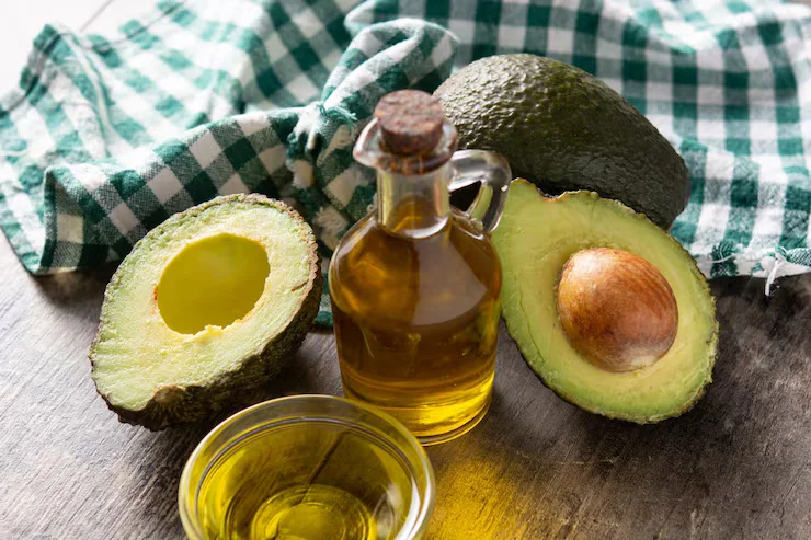 Face Packs for Glowing Skin with Natural Ingredients 3 Avocado Olive Oil Pack